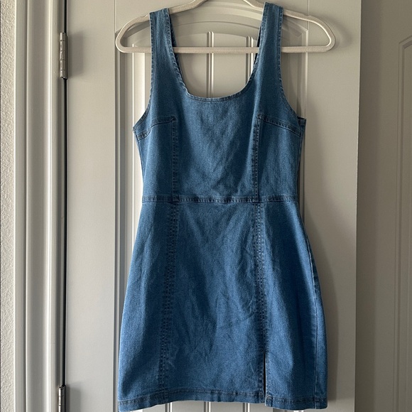 Shout out to you Denim Bodycon Dress - Picture 3 of 5